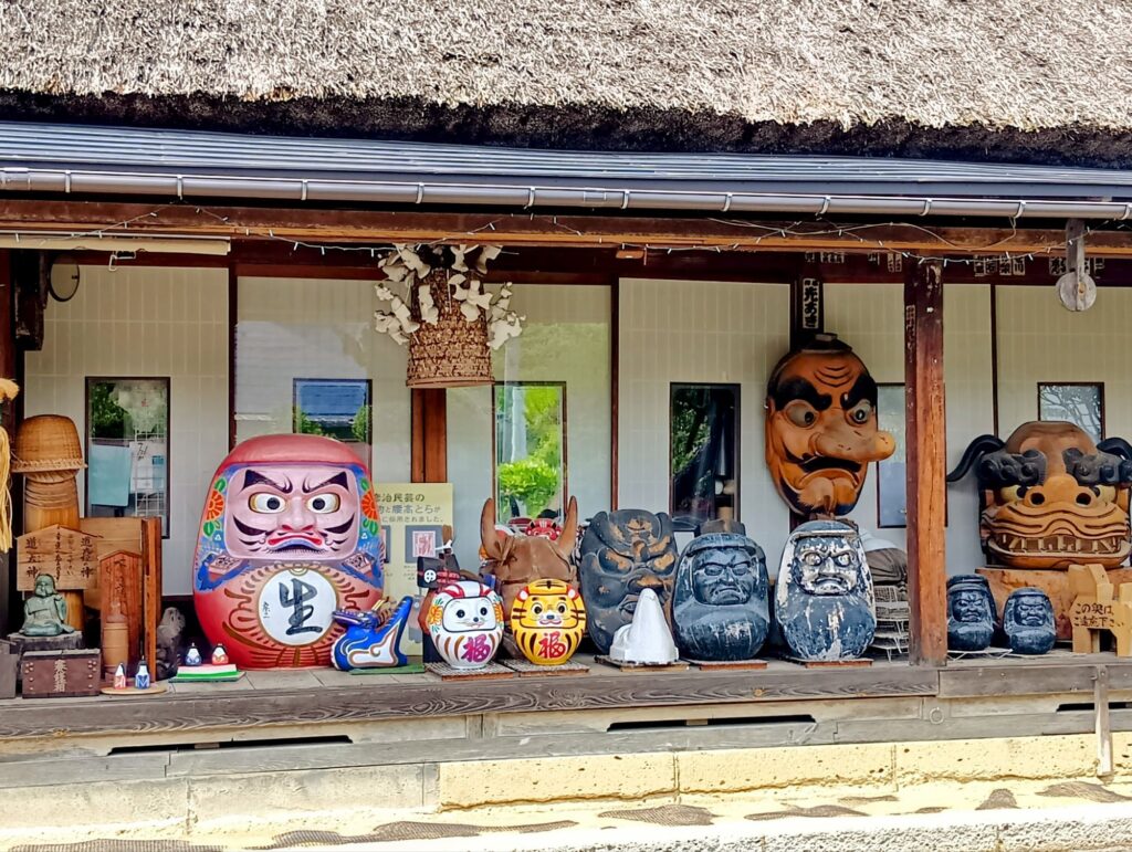 デコ屋敷